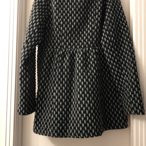 Cute jacket! Does have some unthreading in a couple places - Picture 6 of 9